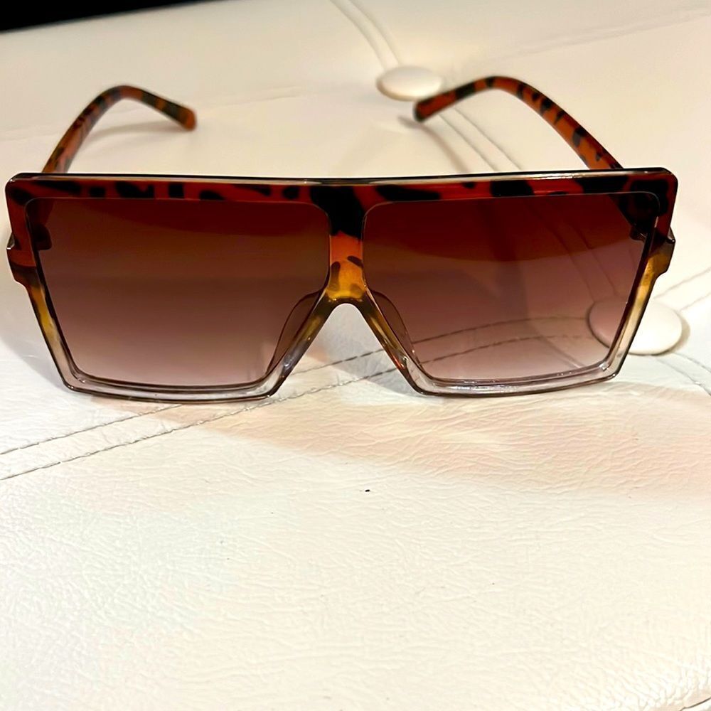 Light Brown Leopard Square Sunnies Sunglasses